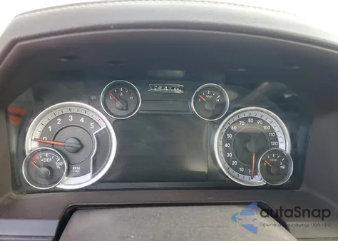 2015 Ram 1500 Laramie z USA, uszkodzony, nr VIN 1C6RR7NM2FS708563